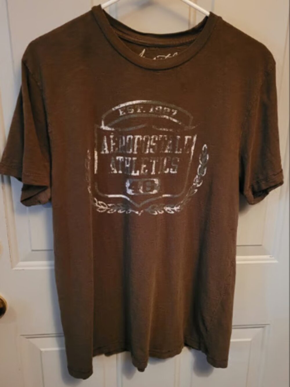 Aeropostale Brown T-Shirt Mens Size Large